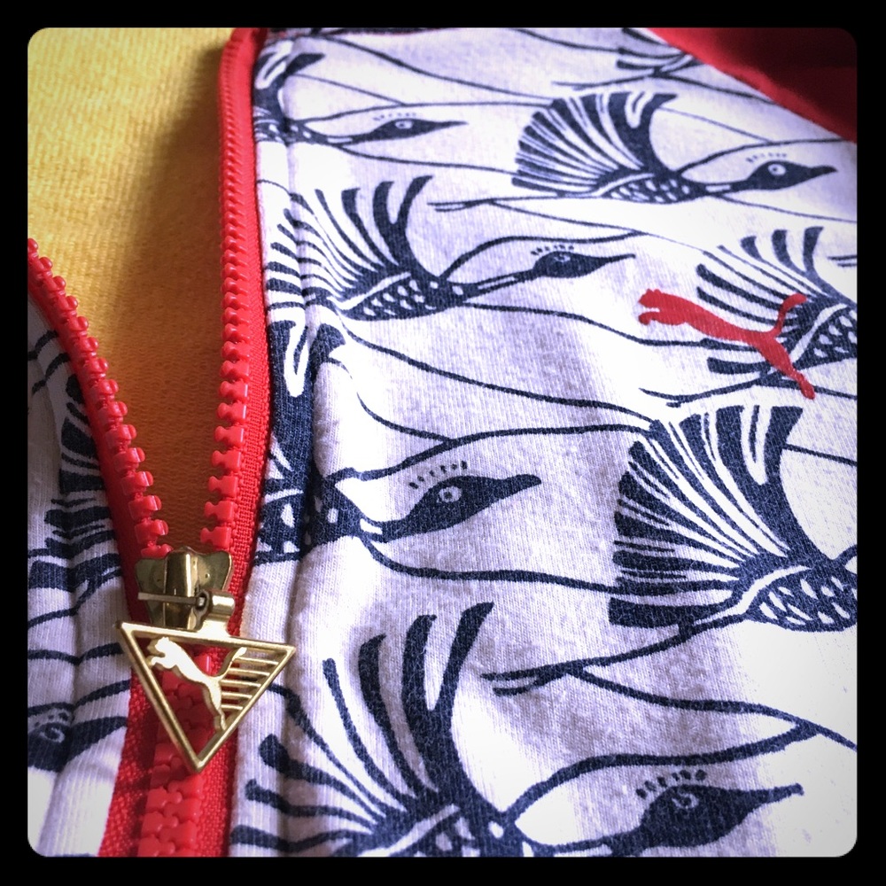 Vintage Puma sweater. Gorgeous vibrant print.
